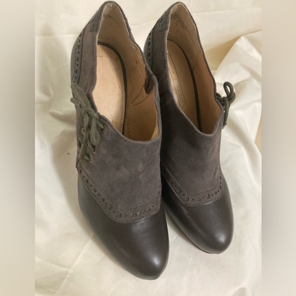 CIRCA JOAN & DAVID Leather & Suede Heeled Booties 7M NWT - Picture 3 of 13